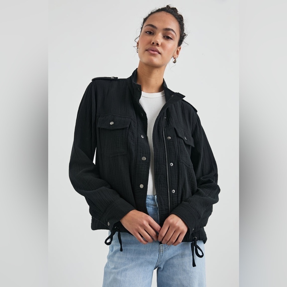 Collins Jacket
Gauze Black by Rails - Picture 5 of 9